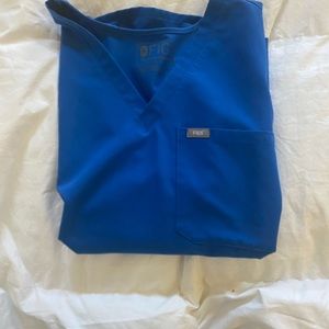 XL blue figs top, catarina